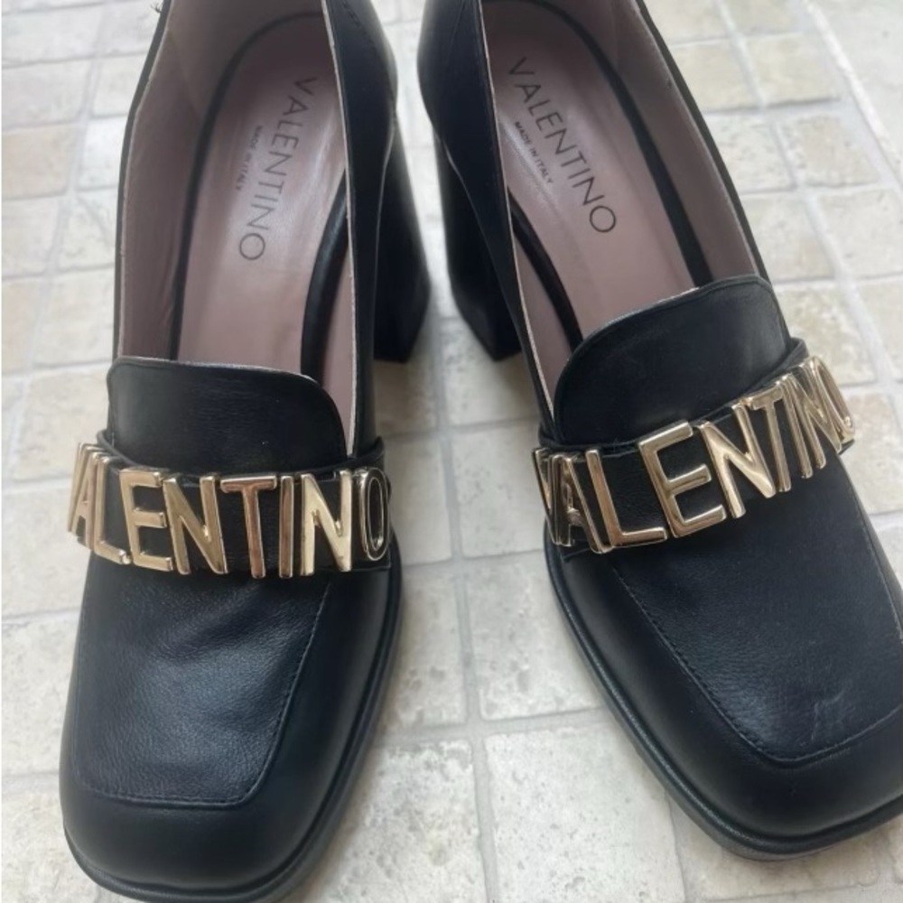 Valentino pumps
